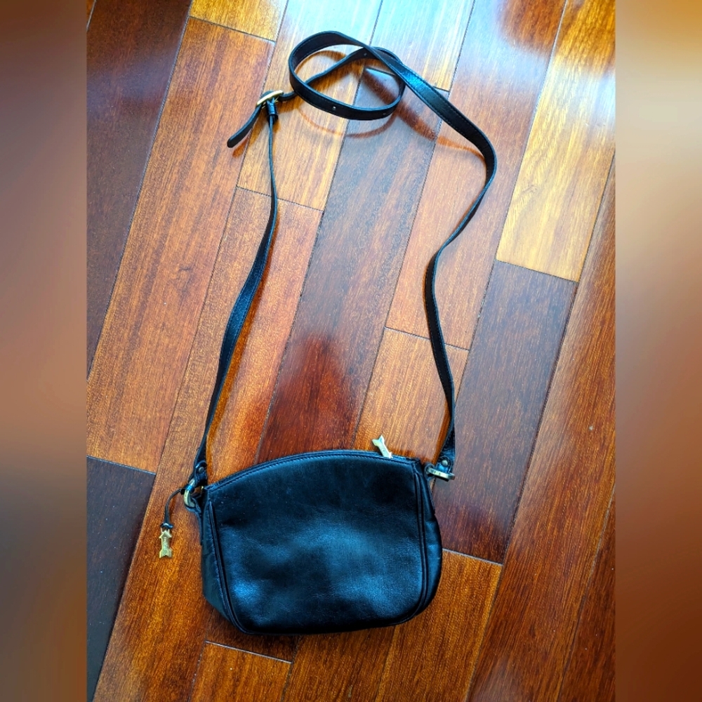 Gold Pfeil cross body bag, black leather